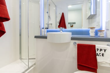 Standard En Suite - Image 4